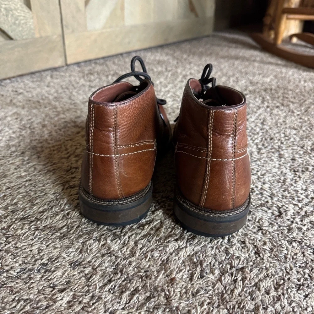 Johnston & Murphy McHugh mahogany brown leather chukka boots Size 9.5